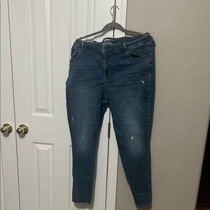 Women's Blue Jeans Old Navy Rockstar Size 20! Super Strechy!